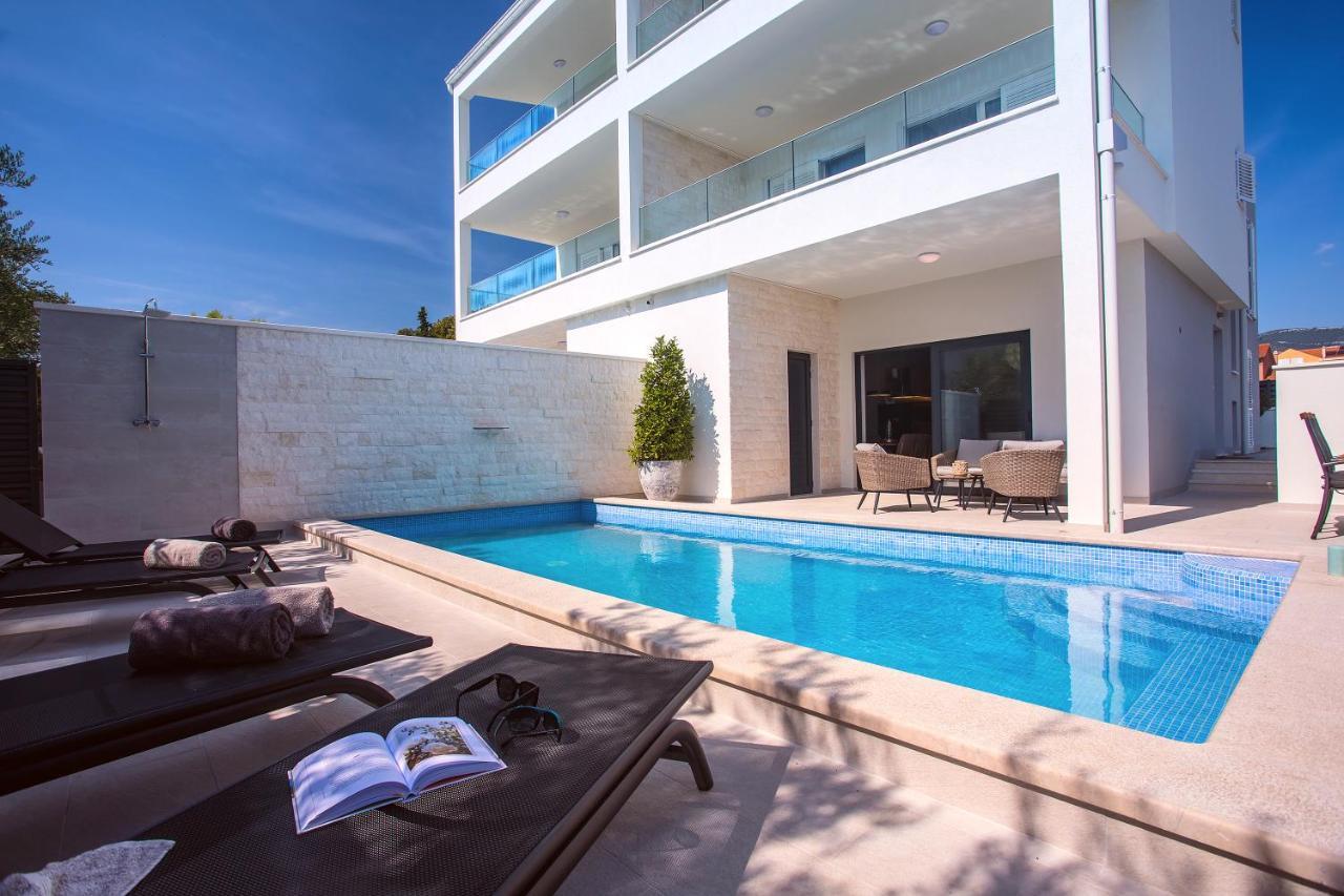Villa Petra Kastela Exterior photo